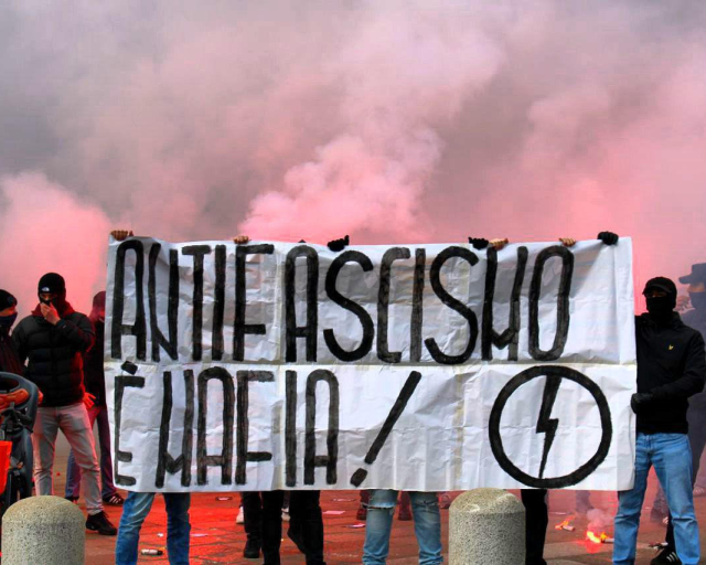 fascisti piazza gorini